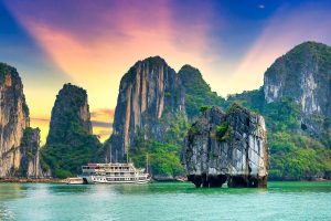 La Casta Daily Cruise Halong 5 Star