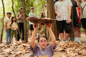 Cuchi Tunnel Luxury Tour Limosine